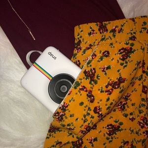 Anthropologie Skirts - floral mini skirt 🌻 Anthropologie Skirts - floral mini skirt 🌻
